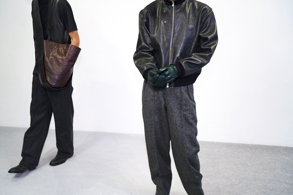 最新 Omar afridi レザージャケット AW22 ジャケット・アウター - www ...